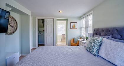 Riesling Room Old Town. Furnished room 1400 p/m