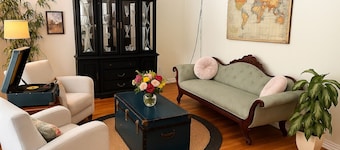 Riesling Room Old Town. Furnished room 1400 p/m
