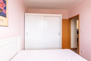 Apartamento, para fumantes | 2 quartos