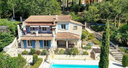 Villa in Flayosc With Private Pool