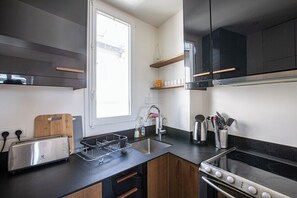 Oven, dishwasher, coffee/tea maker