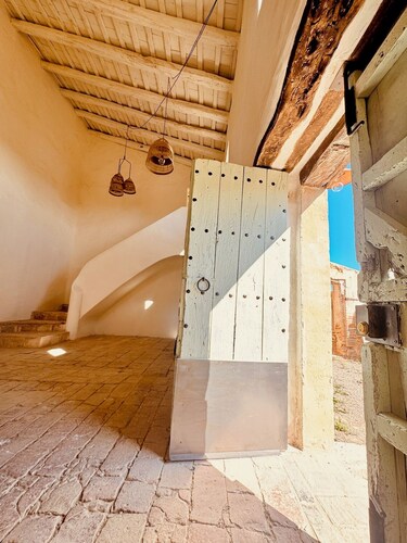 Havre de paix dans le Garraf : masia du XVIIIe, vue mer & lumière exceptionnelle