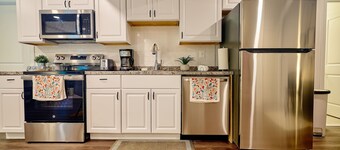 Four Seasons Apartment in charming Elkridge