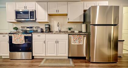 Four Seasons Apartment in charming Elkridge