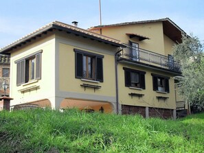 Villa | Exterior