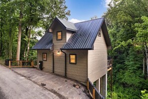 Exterior - The Nook (Sevierville)