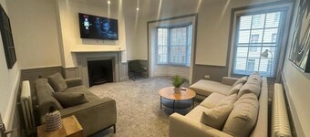 Newly refurbished Grade II listed townhouse in the heart of Margate.