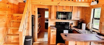 Basswood cabin, a Charming 3-bedroom cabin with AC, WiFi in marvelous Ely