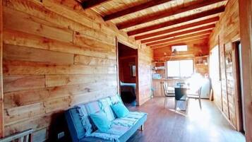 Superior Suite, Park View | Living area