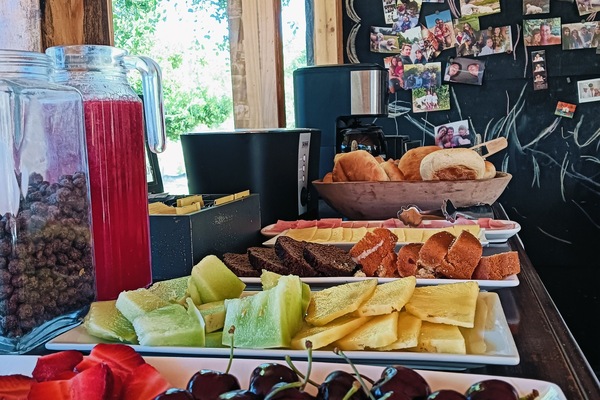 Daily buffet breakfast for a fee