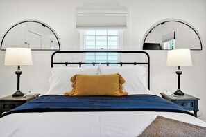 1 室のベッドルーム、アイロン / アイロン台、WiFi (無料)、ベッドシーツ