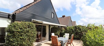 Holiday Home in Noordwijkerhout by Forest & Lake