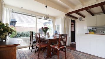 Rumah | Tempat makan