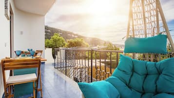 Deluxe Apartment, Mountain View | Balkoni