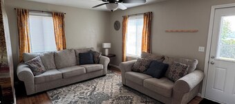 Charming 1-bedroom house in Plentywood with pull out couch and air mattress.