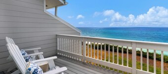 2BR Beachfront Townhome w/ Beach Service + Free Attraction Tickets!