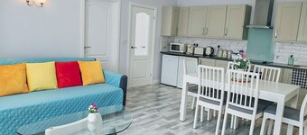 Step Free Bungalow/Close To The Beach