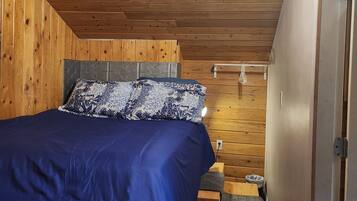 1 habitación, caja de seguridad en la habitación y internet