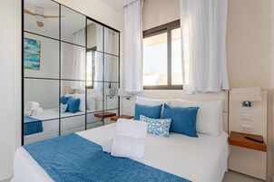 Caja de seguridad en la habitación, escritorio y cortinas blackout 