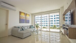 Living area - 2 bedroom apartment in los morros epic (Cartagena De Indias)