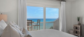 Beachfront Townhome in Seacrest + Free Tickets: Bikes, Dolphin Cruise & More!