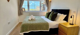 Four Counties Cottages, Collyweston