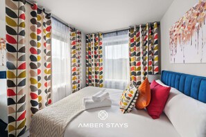 3 makuuhuonetta, silitysrauta/-lauta, Wi-Fi, vuodevaatteet