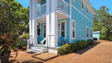 Fachada de la propiedad