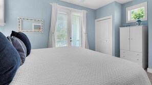 Hus, flere senger, terrasse, hageutsikt (Walking on Waves) | 3 soverom, individuelt dekorert, individuelt innredet og sengetøy