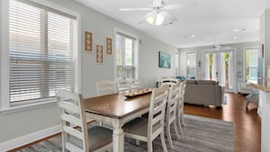 Interior - 3BR Home in Seagrove Beach + Free Tickets: Bikes, Dolphin Cruise & More! (Santa Rosa Beach)