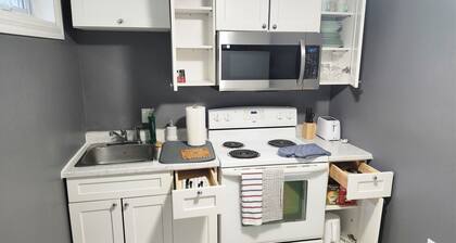 cozy place, suitable for all traveller, close to all amenities,