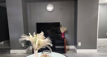cozy place, suitable for all traveller, close to all amenities,
