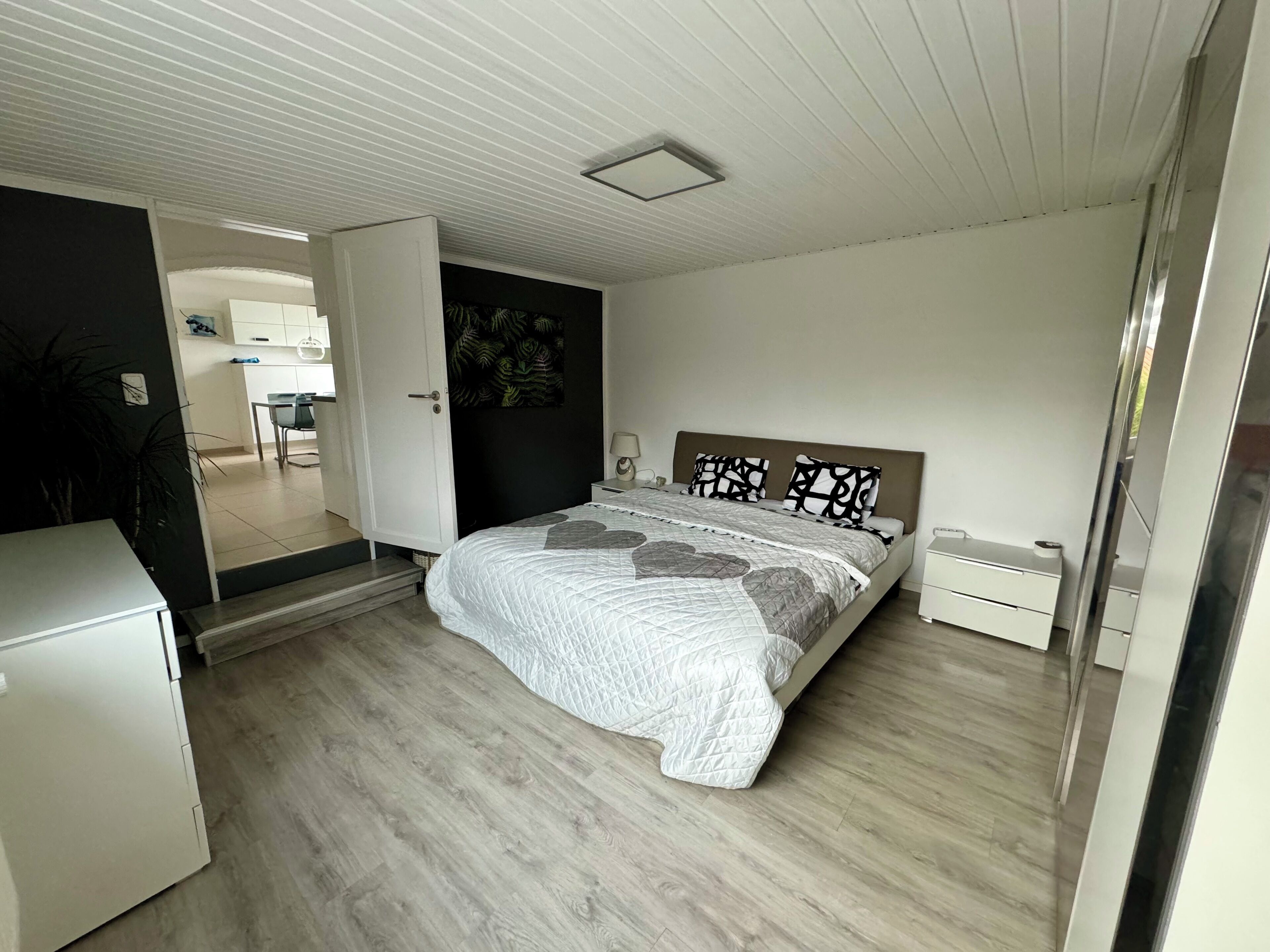 3 Schlafzimmer, Bügeleisen/Bügelbrett, WLAN, Bettwäsche