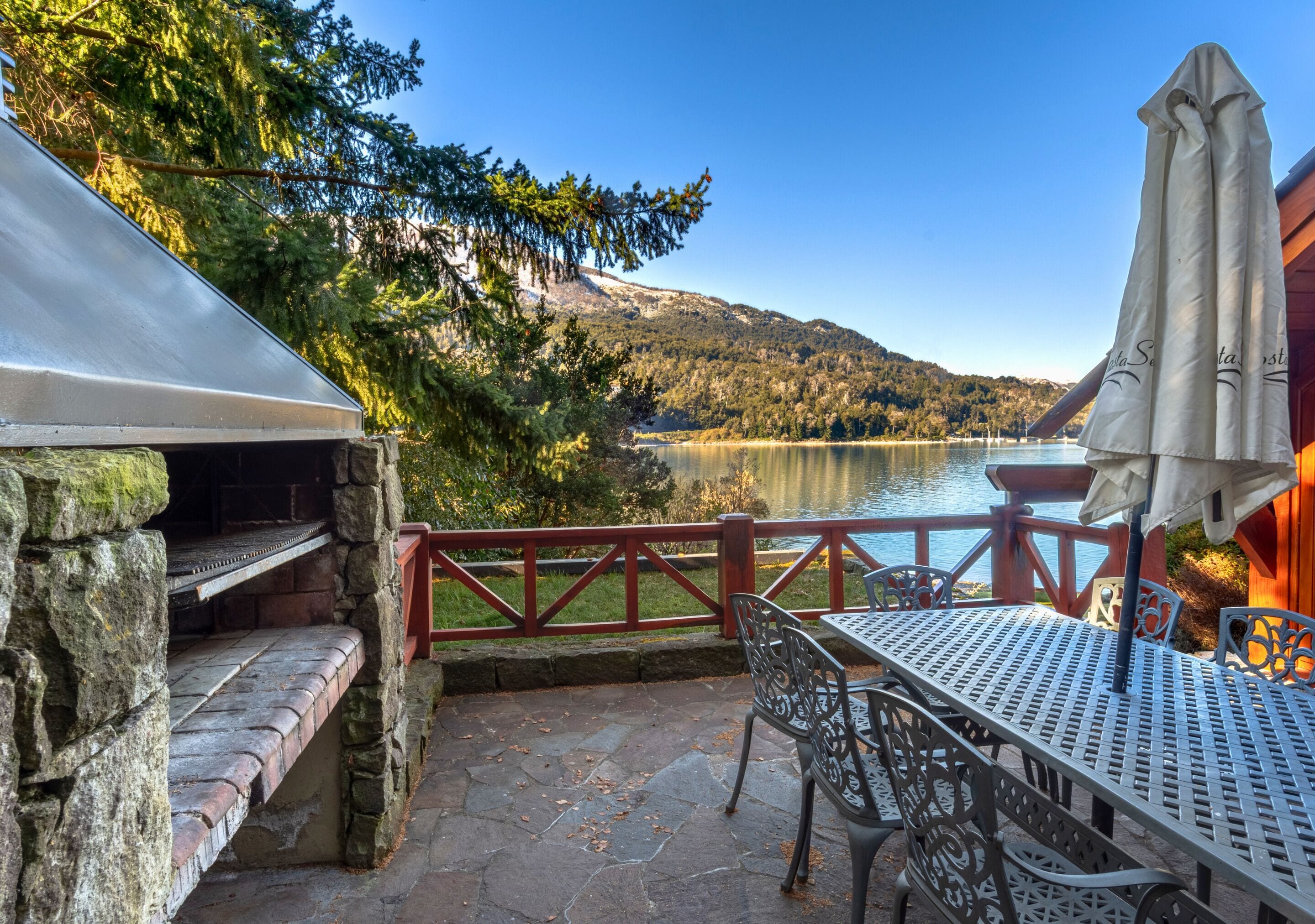 Caja de seguridad en la habitación, insonorización y cunas gratuitas 