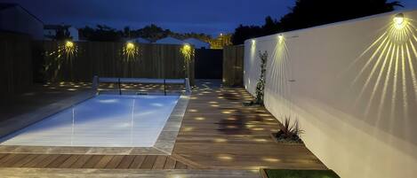 Udendørs pool, opvarmet pool