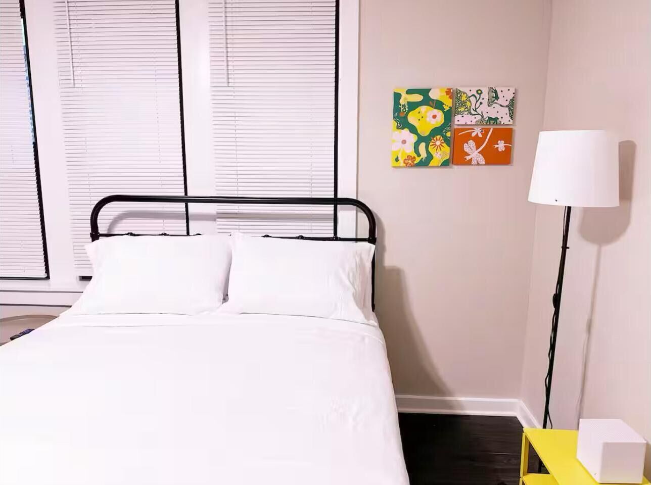 1 多间卧室、熨斗/熨衣板、WiFi、床单