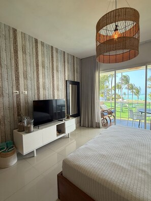 1 bedroom, in-room safe, iron/ironing board, WiFi