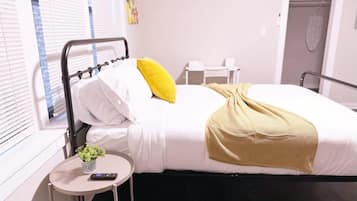 1 bedroom, iron/ironing board, WiFi, bed sheets