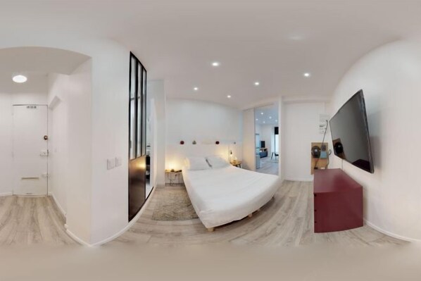 Insonorización, tabla de planchar con plancha y cunas 