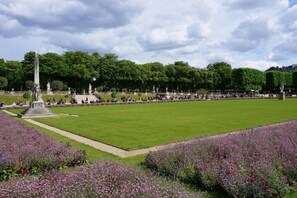 Uklassifisert bilde, 5 av 6, knapp