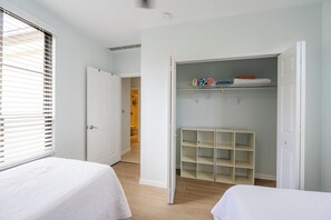 2 Schlafzimmer, Bügeleisen/Bügelbrett, kostenloses WLAN, Bettwäsche