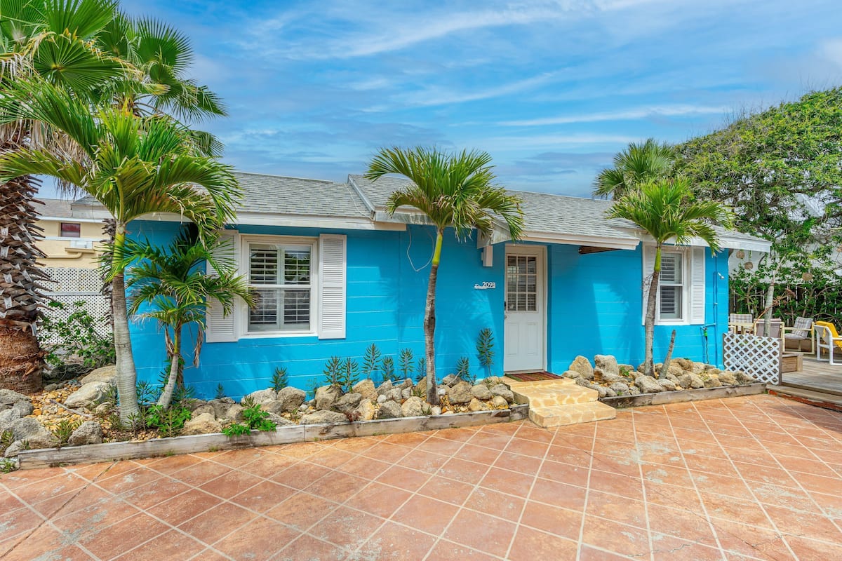 House (1 Bedroom) | Front of property