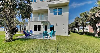 Atlantic Beach House by Distinctive Beach Rentals