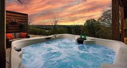 The Breakaway at Table Rock- Sauna, Hot Tub, Kayak, Full Upper and Lower Porches