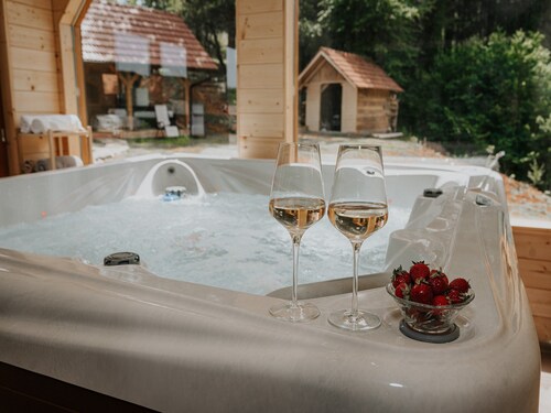 Holiday Home Šapat Šume