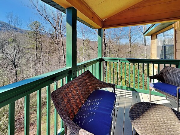 Studio (2 Bedrooms) | Property amenity