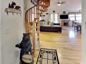 Studio (2 Bedrooms) | Tiện nghi, dịch vụ nơi lưu trú