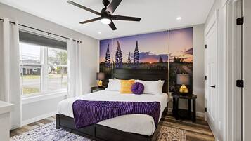 4 bedrooms, iron/ironing board, WiFi, bed sheets