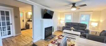 Brewer Waterfront 3BR/2 Baths | Firepit