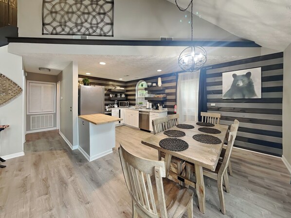 Estudio (2 Bedrooms) | Servicio de la propiedad